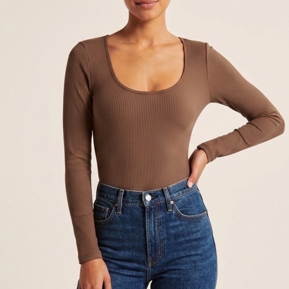 Abercrombie & Fitch Brown Ribbed Long Sleeve Scoop Neck Thong Bodysuit Large